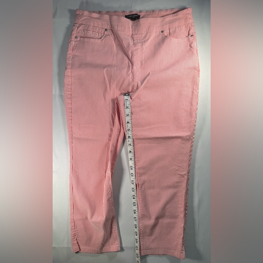 Mario Serrani Pink and White Searsucker Capris 22β inseam